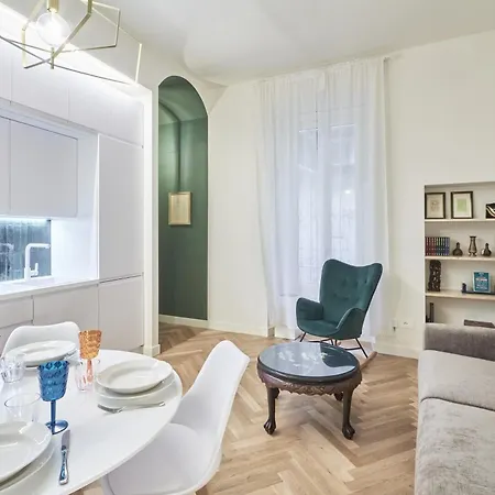 Easylife - Eleganza E Chic In Centro-duomo